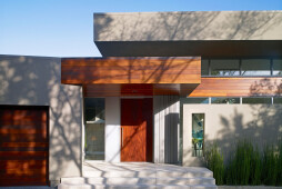 Menlo Park Courtyard Residence