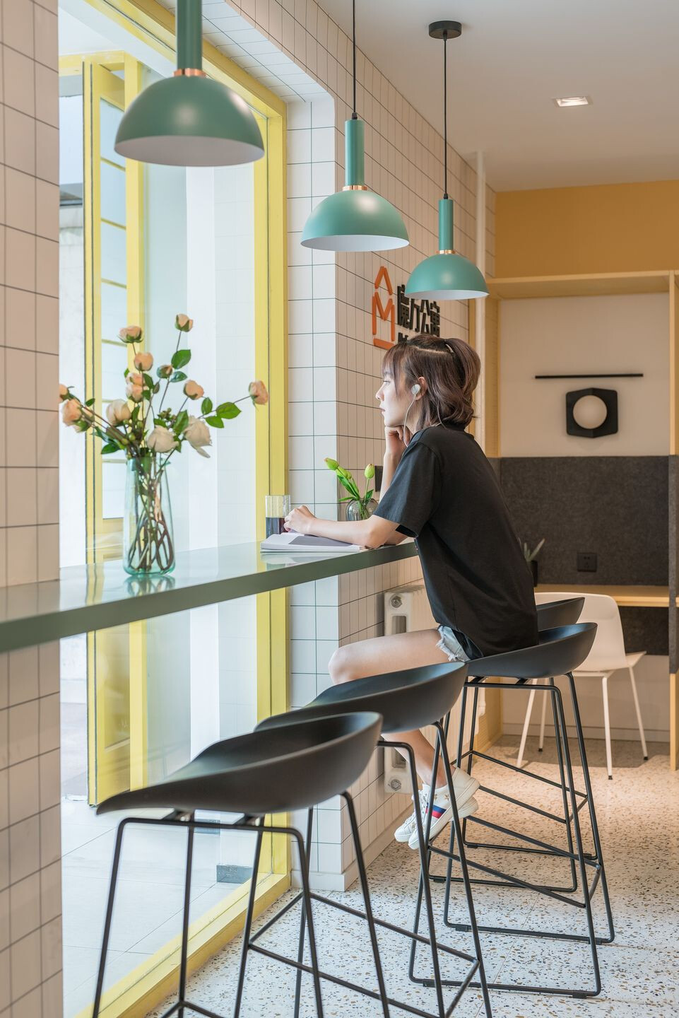 https://archello.com/story/73017/attachments/photos-videos/17 photo_credit LOD | La Living & Opr Design