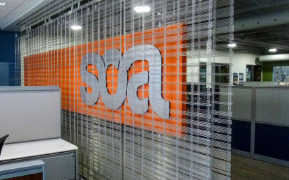 SJD-4 wire mesh lobby sign