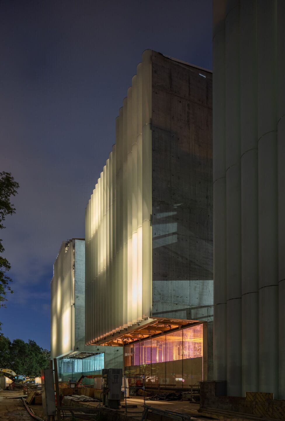 https://archello.com/story/75404/attachments/photos-videos/17 photo_credit © Richard Barnes
