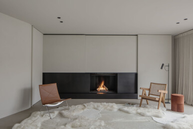 mesh Formulering ongezond Ultime Dynamic combustion Wood Closed Fireplaces with sliding door by  Metalfire Architectural Fireplaces | Archello