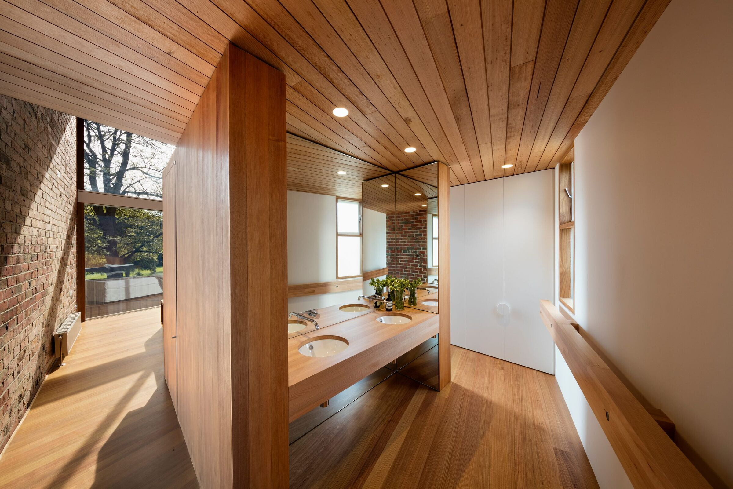 https://archello.com/story/75645/attachments/photos-videos/13 photo_credit Dianna Snape