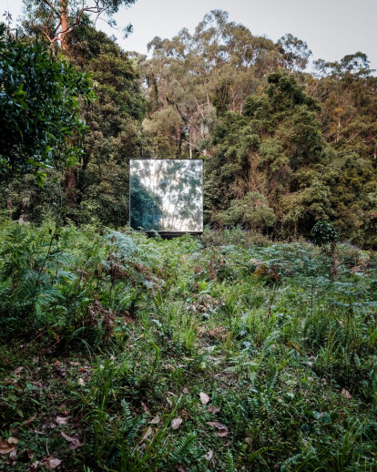 Kangaroo Valley Outhouse