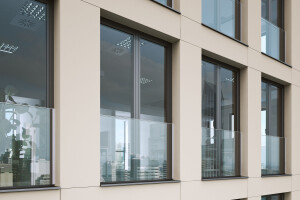 MB-GLASS BARRIER - external Juliet balcony