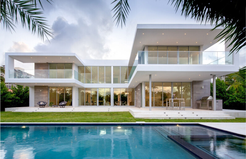 Golden Beach Residence | SDH Studio Architecture + Design | Archello