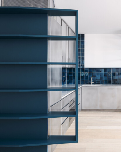 Blue kitchen in Prenzlauerberg