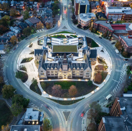 Daniels Building at One Spadina Crescent