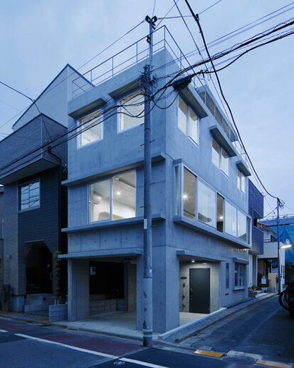 House in Togoshi