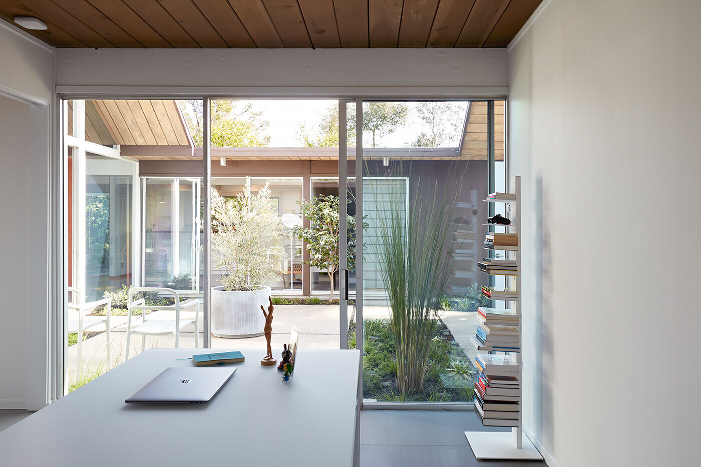 https://archello.com/story/79815/attachments/photos-videos/5 photo_credit © Mariko Reed