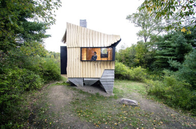 HANNAH transforms waste wood into sustainable building material using 3D scanning and robotic based fabrication technology HANNAH transforms waste wood into sustainable building material using 3D scanning and robotic based fabrication technology