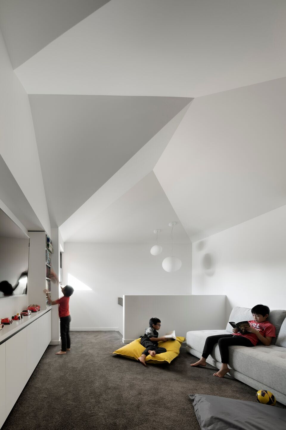 https://archello.com/story/80297/attachments/photos-videos/4 photo_credit Tatjana Plitt