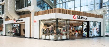 lululemon eaton centre montreal expos