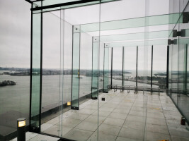 Load bearing glass beam