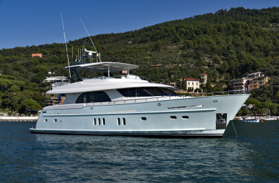 Exterior - Mulder 75 Flybridge 23m "Velvet Glove"