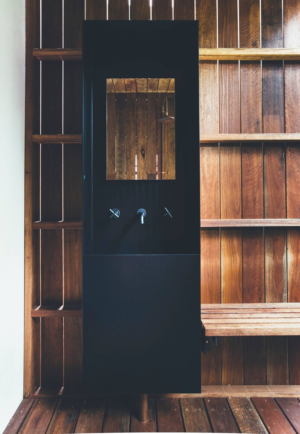 https://archello.com/story/81240/attachments/photos-videos/11 photo_credit Jared Fowler
