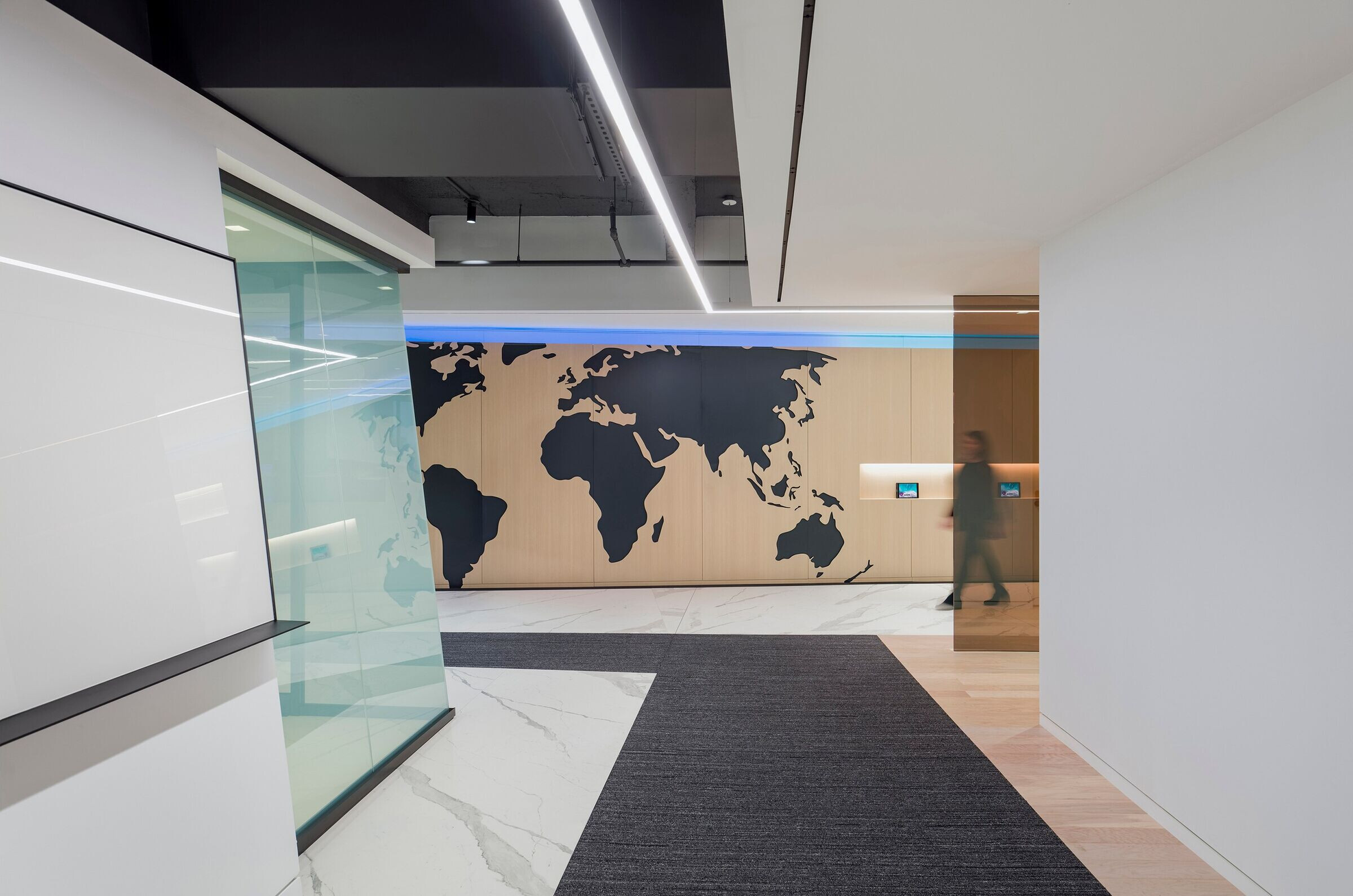 https://archello.com/story/81346/attachments/photos-videos/5 photo_credit © Jeff Goldberg / Esto