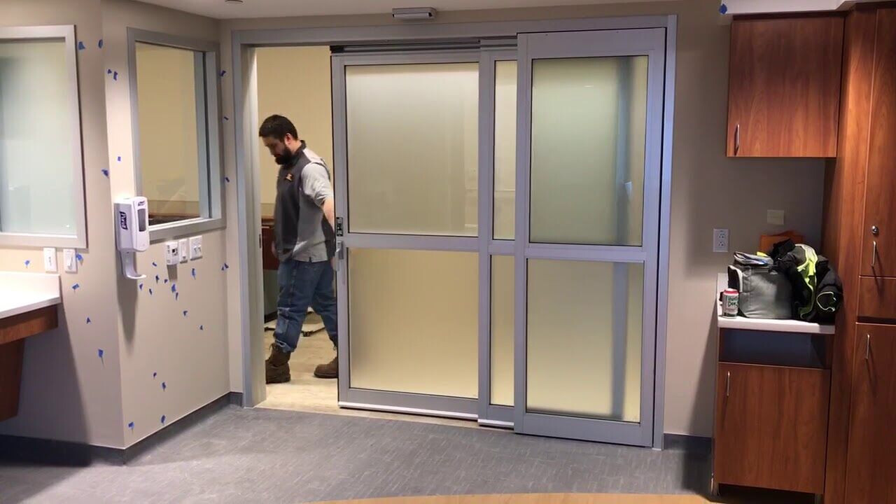 LC Privacy Glass in Tormax Hospital Doors - Demo