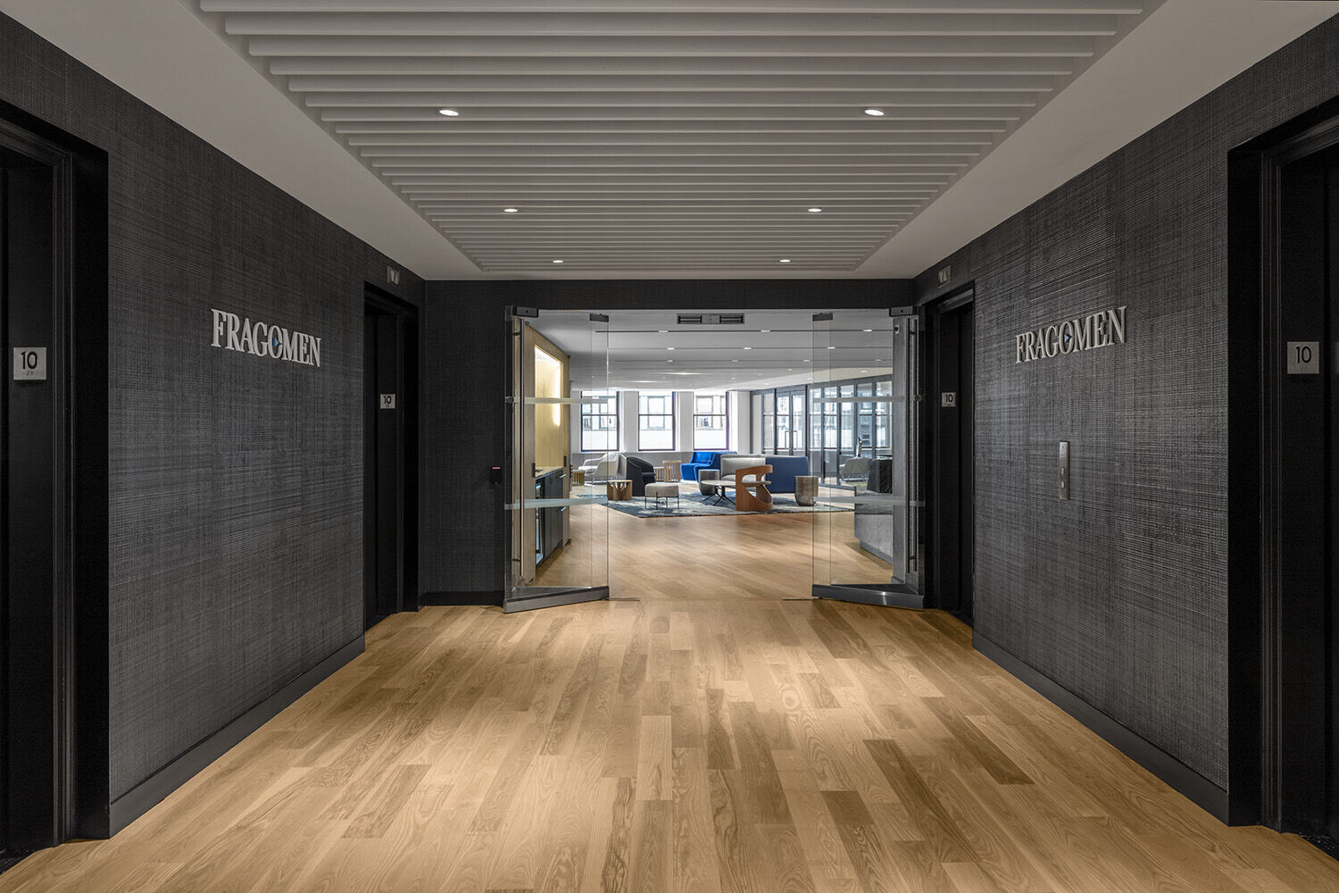 https://archello.com/story/81592/attachments/photos-videos/3 photo_credit Tom Sibley