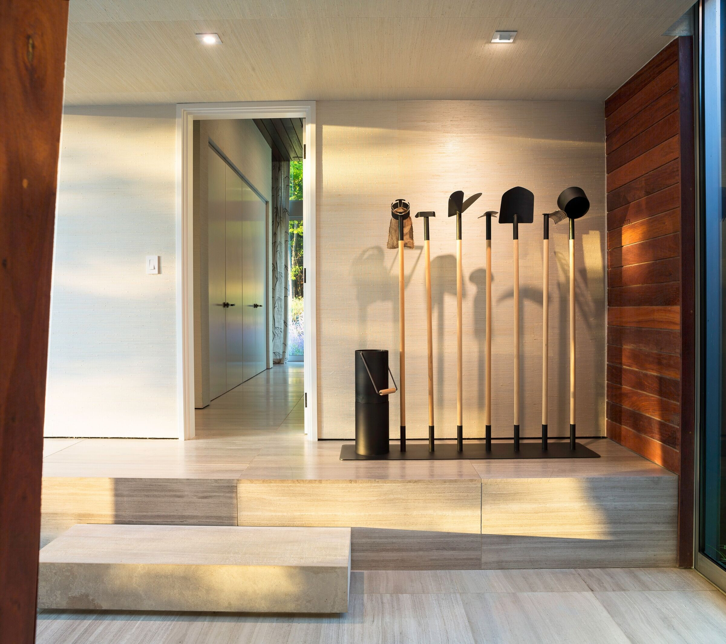 https://archello.com/story/81632/attachments/photos-videos/21 photo_credit Paul Warchol