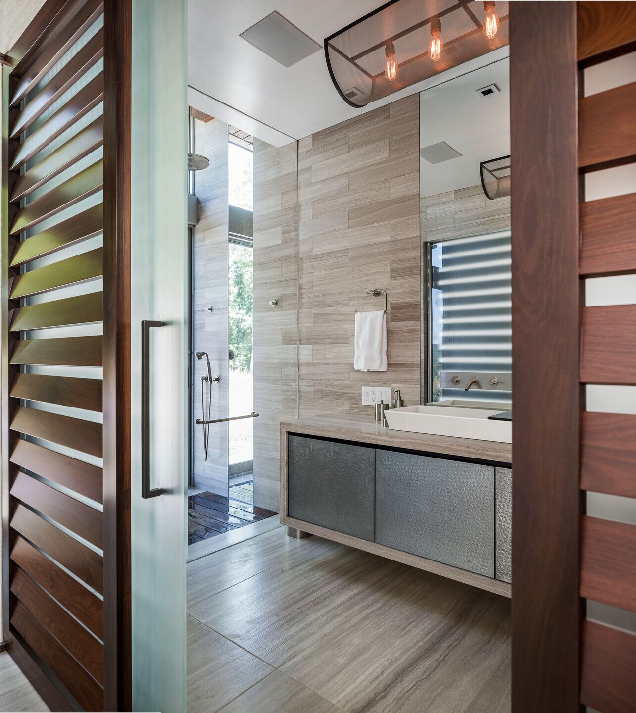 https://archello.com/story/81632/attachments/photos-videos/23 photo_credit Paul Warchol