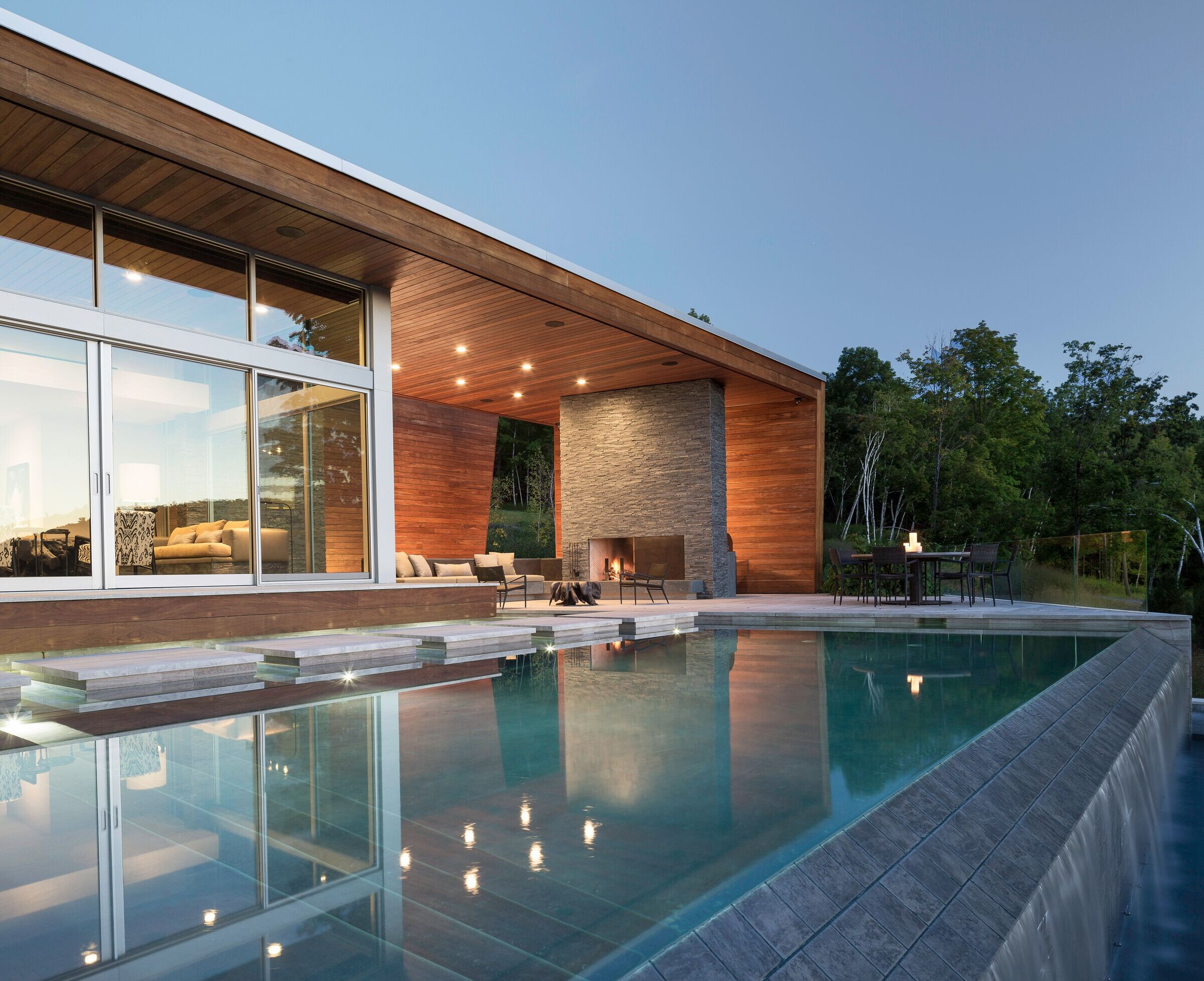 https://archello.com/story/81632/attachments/photos-videos/4 photo_credit Paul Warchol