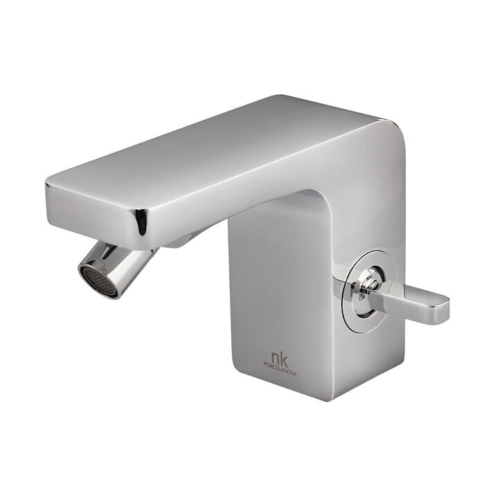 https://archello.com/product/55100/attachments/photos-videos/21