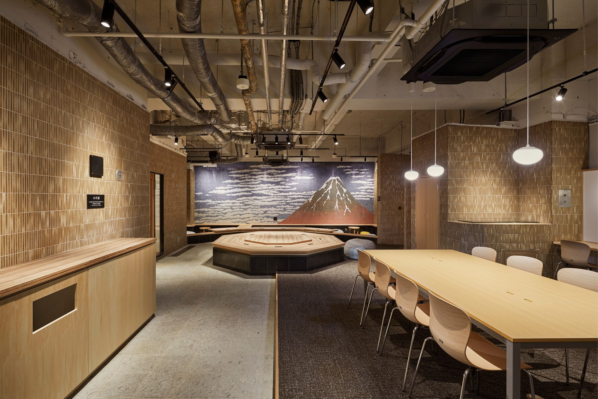 https://archello.com/story/81883/attachments/photos-videos/9 photo_credit Koji Fujii / Nacasa and Partners