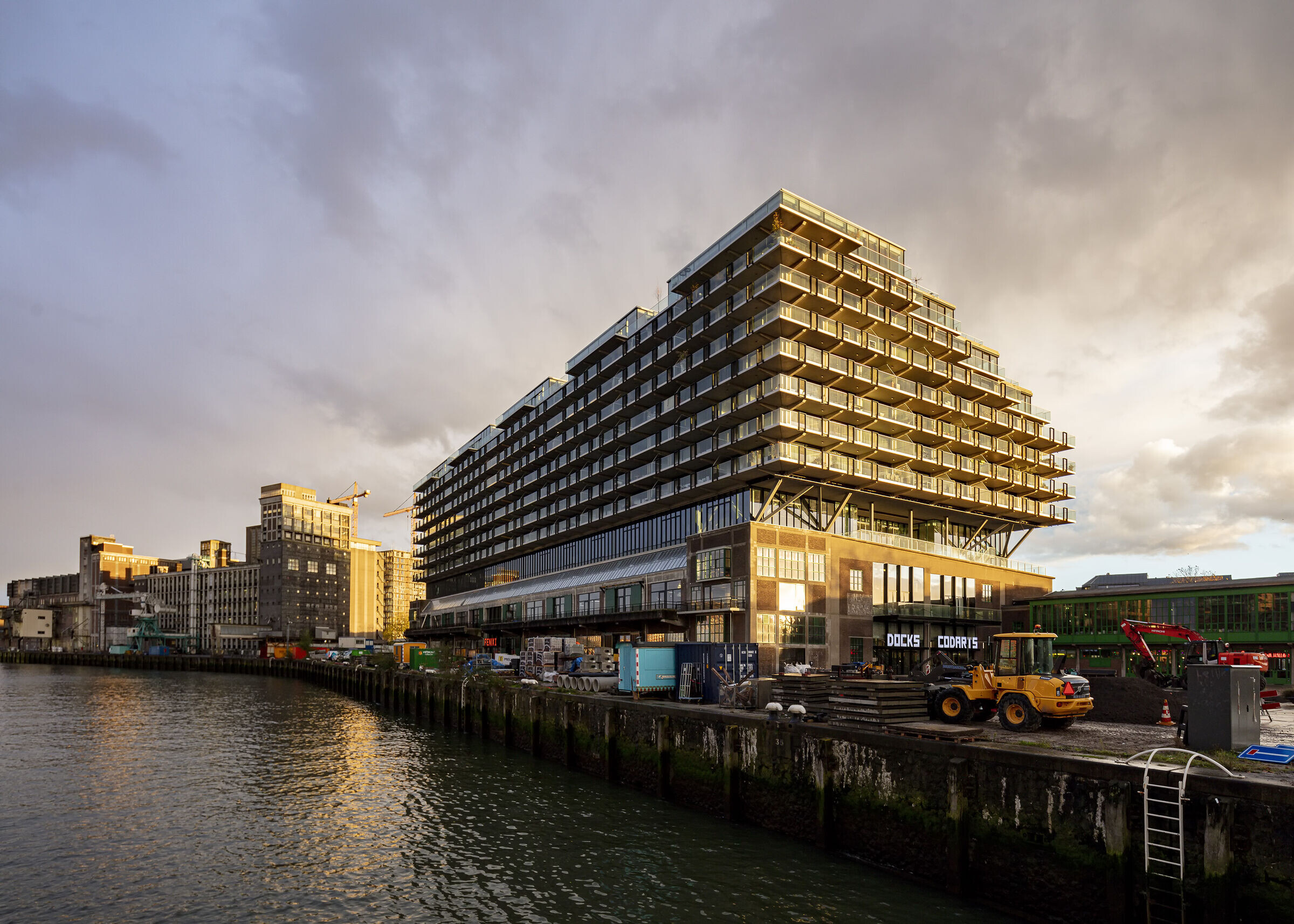 https://archello.com/story/32662/attachments/photos-videos/6 photo_credit Marc Goodwin