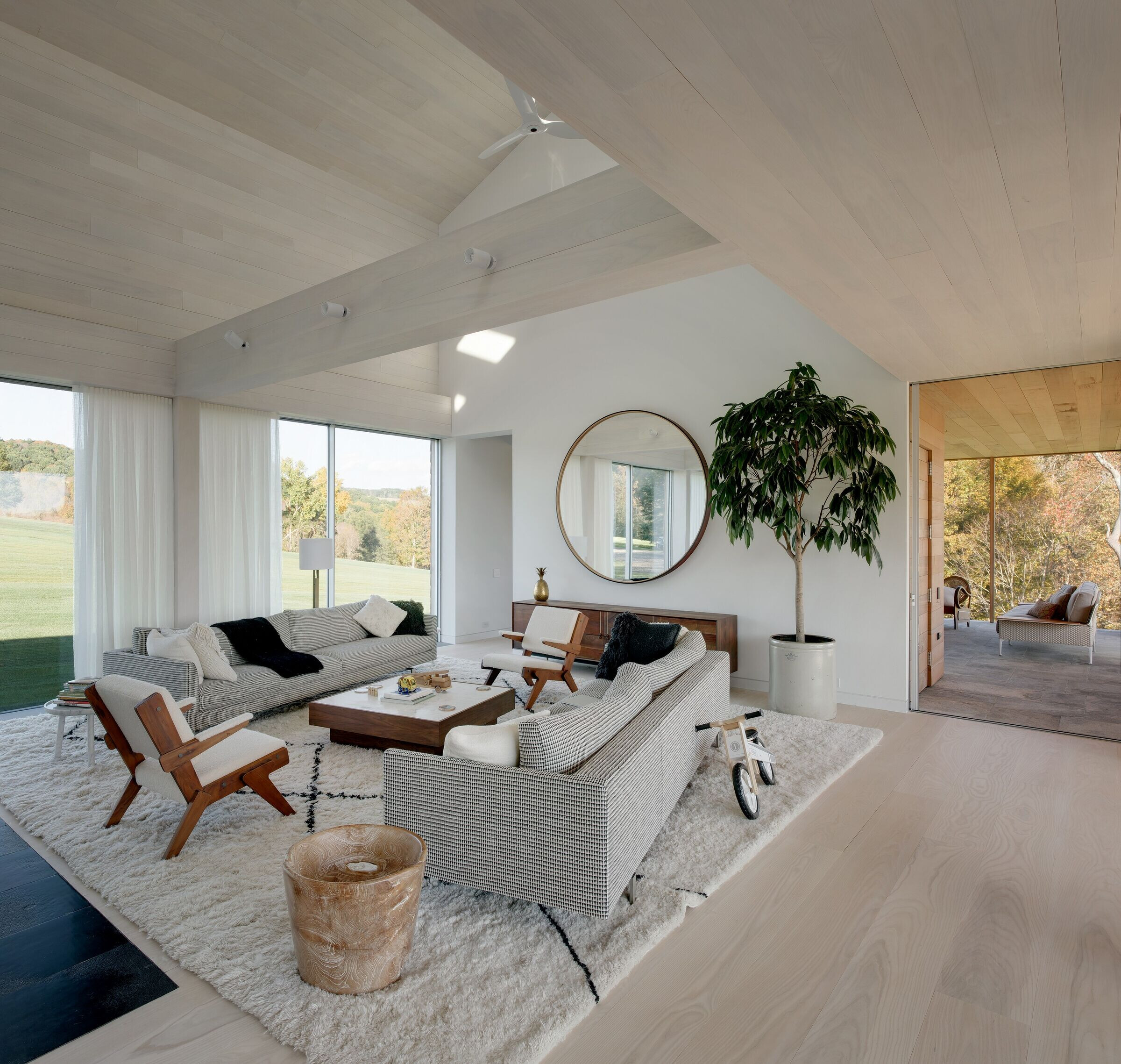 https://archello.com/story/84974/attachments/photos-videos/18 photo_credit Michael Biondo
