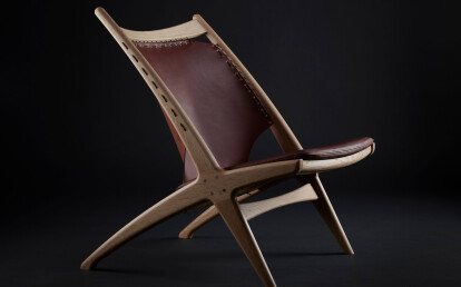 Krysset Lounge Chair_Perspective 1