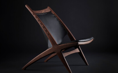 Krysset Lounge Chair_Perspective 2