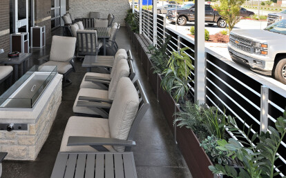 Custom Recycled Plastic Lumber Restaurant Planters with Aluminum Screen Wall