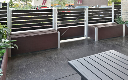 Custom Recycled Plastic Lumber Restaurant Planters with Aluminum Screen Wall