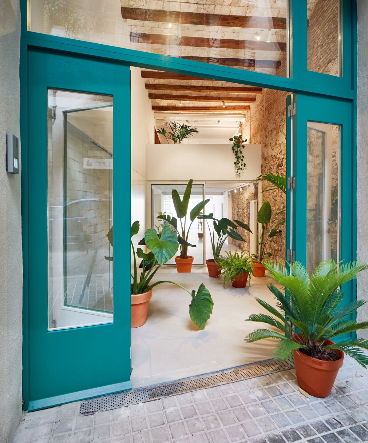 https://archello.com/story/85750/attachments/photos-videos/3 photo_credit Pol Viladoms