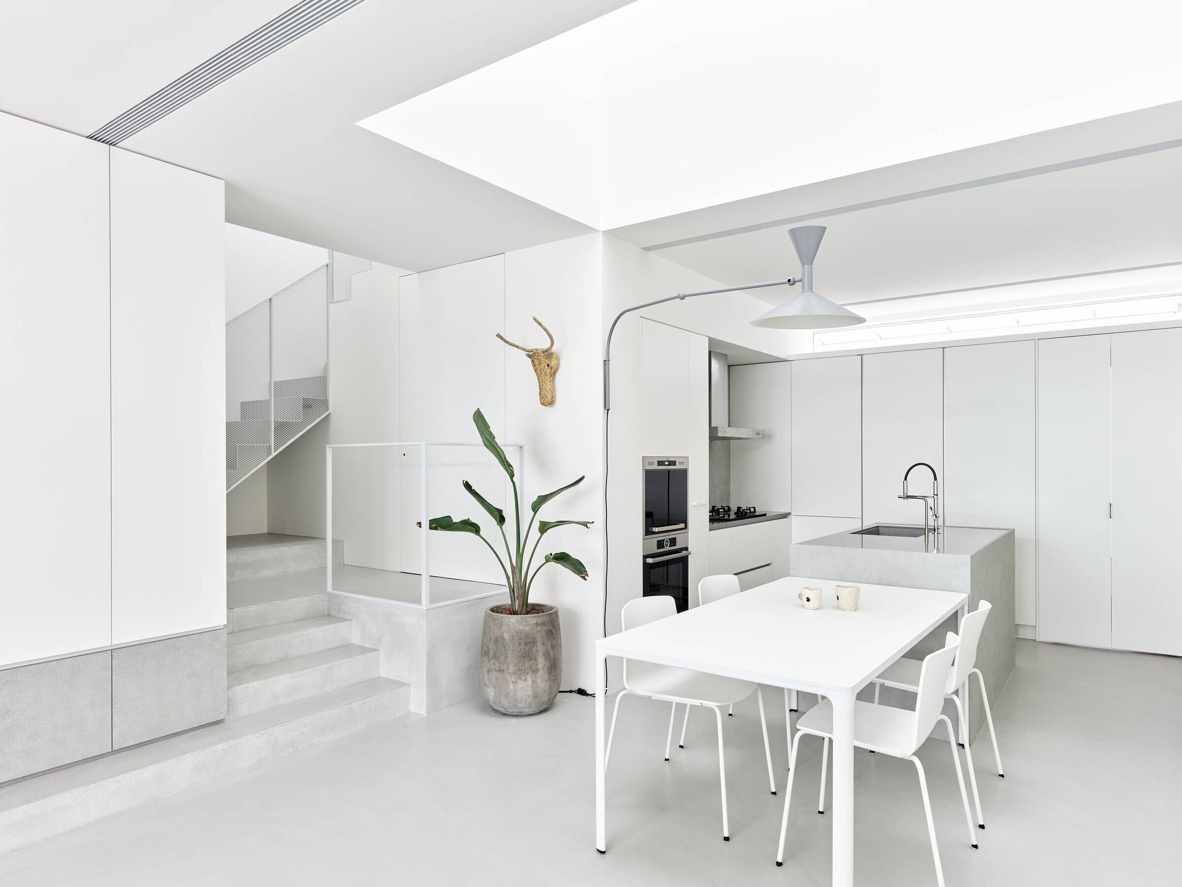https://archello.com/story/85783/attachments/photos-videos/21 photo_credit Millspace&Workpaperpress