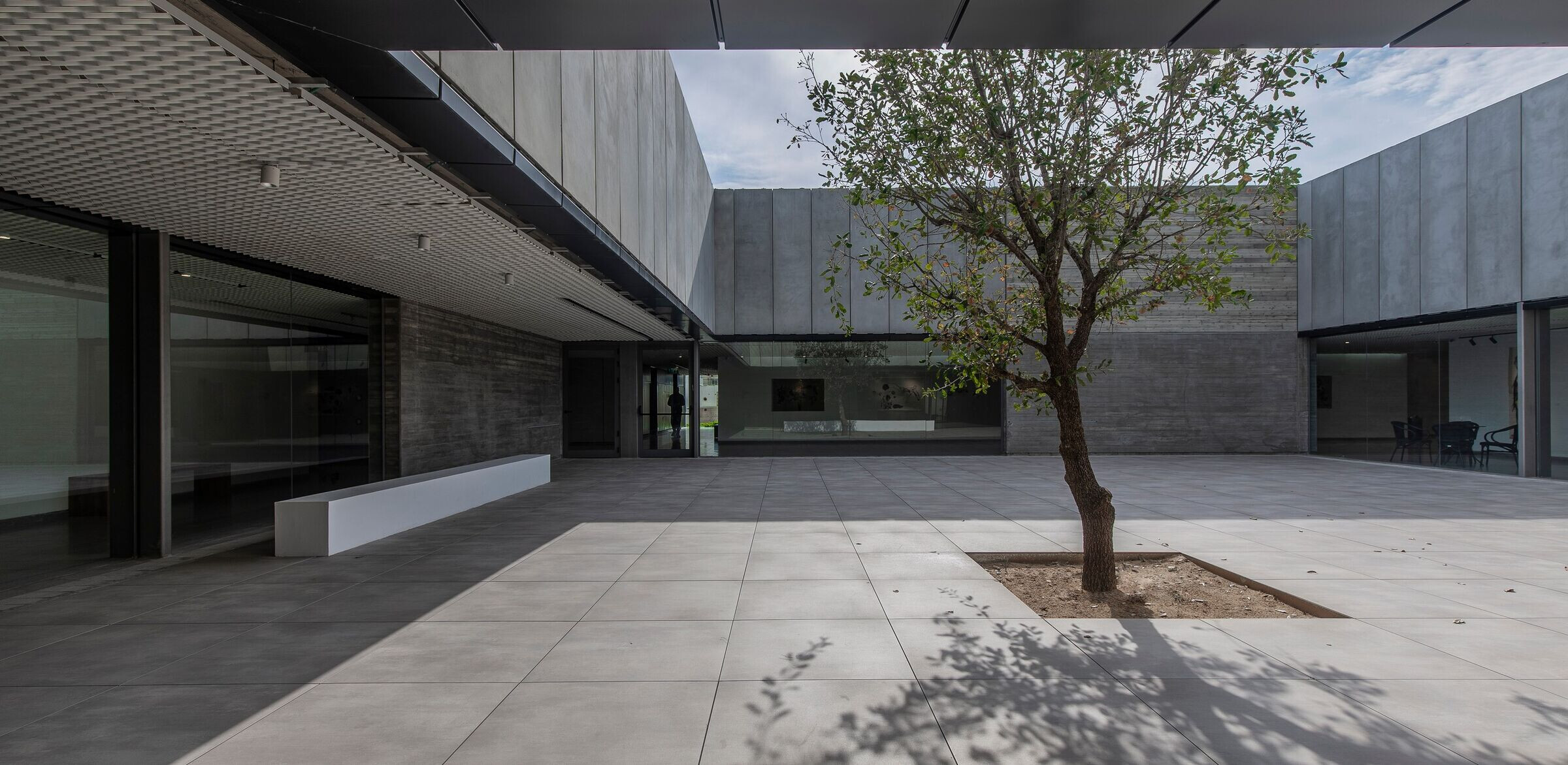 https://archello.com/story/85824/attachments/photos-videos/11 photo_credit Nimrod Levy