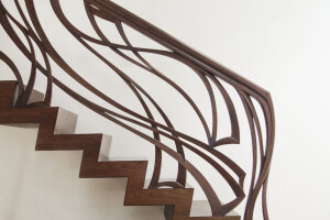 Zig zag stairs with oblique riser