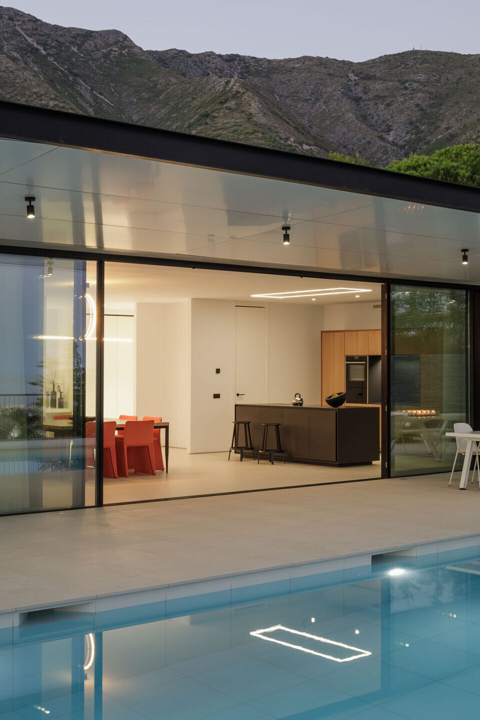 https://archello.com/story/86751/attachments/photos-videos/9 photo_credit Fernando Alda