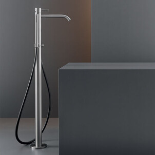 MIL19 - Free-standing mixer for bathtub H. 850 mm with cylindrical hand shower Ø 18 mm