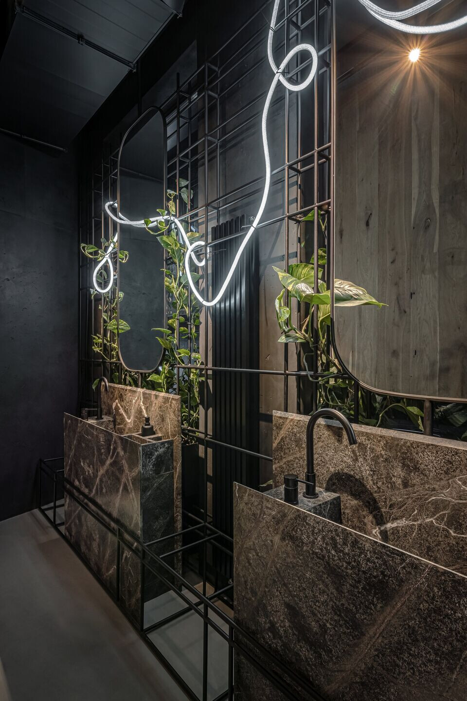 https://archello.com/story/88301/attachments/photos-videos/20 photo_credit Andrii Shurpenkov