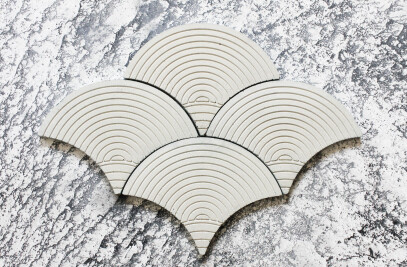 SCALLOP TILE