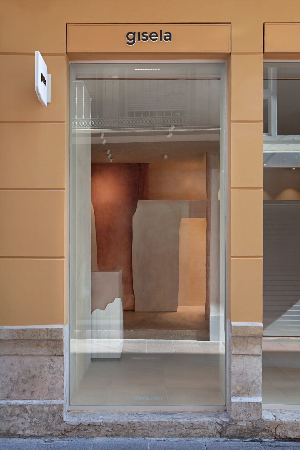 https://archello.com/story/90492/attachments/photos-videos/31 photo_credit Asier Rua