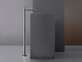 INV08 - Free-standing mixer for washbasin H. 1100 mm with swivelling spout for gush flow, opening in cold water