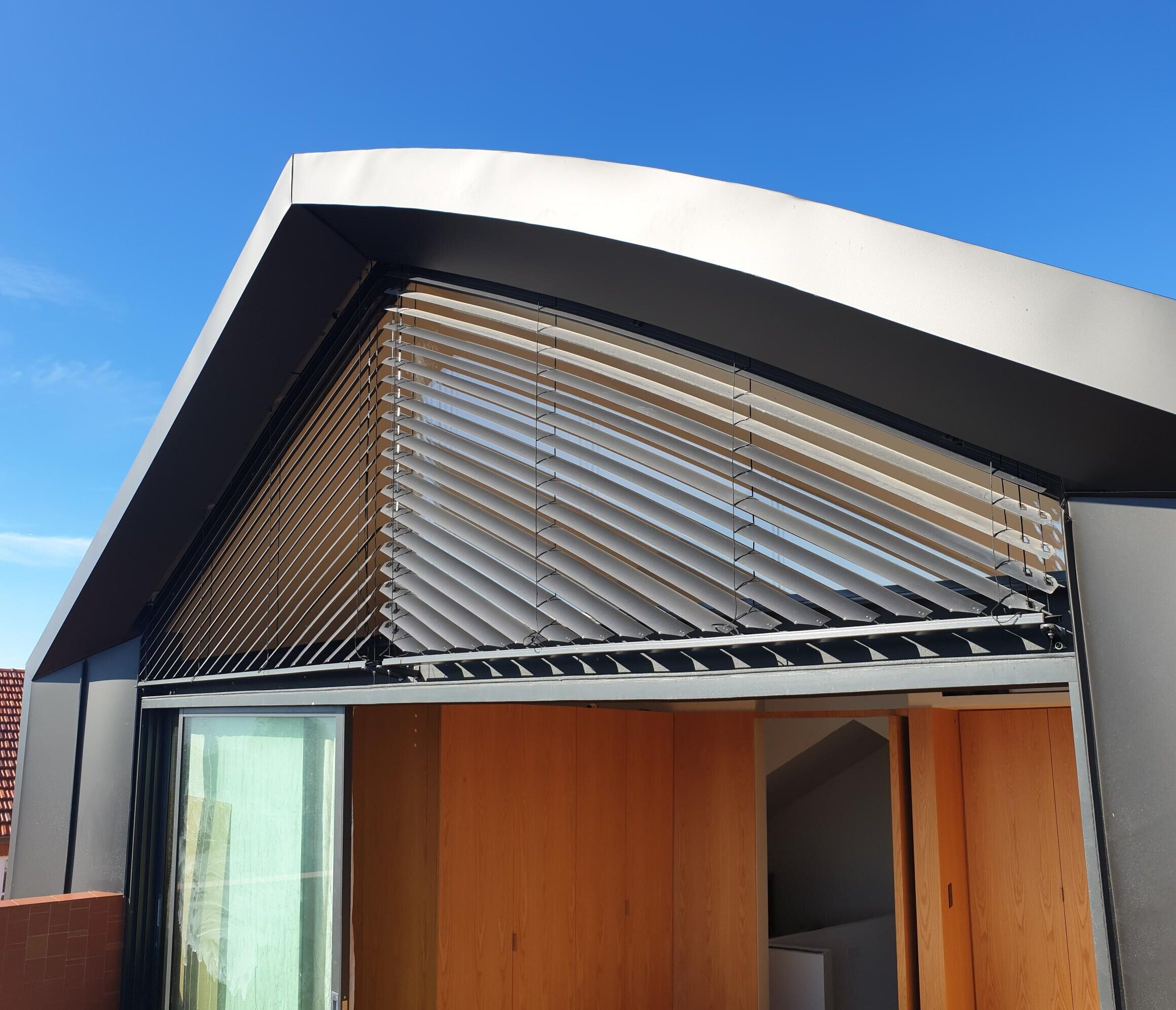https://archello.com/product/67088/attachments/photos-videos/6