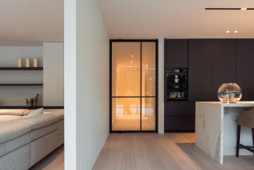 Portapivot 5730 pivot door system with or without frames Portapivot 5730 pivot door system with or without frames