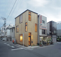 Borderless House
