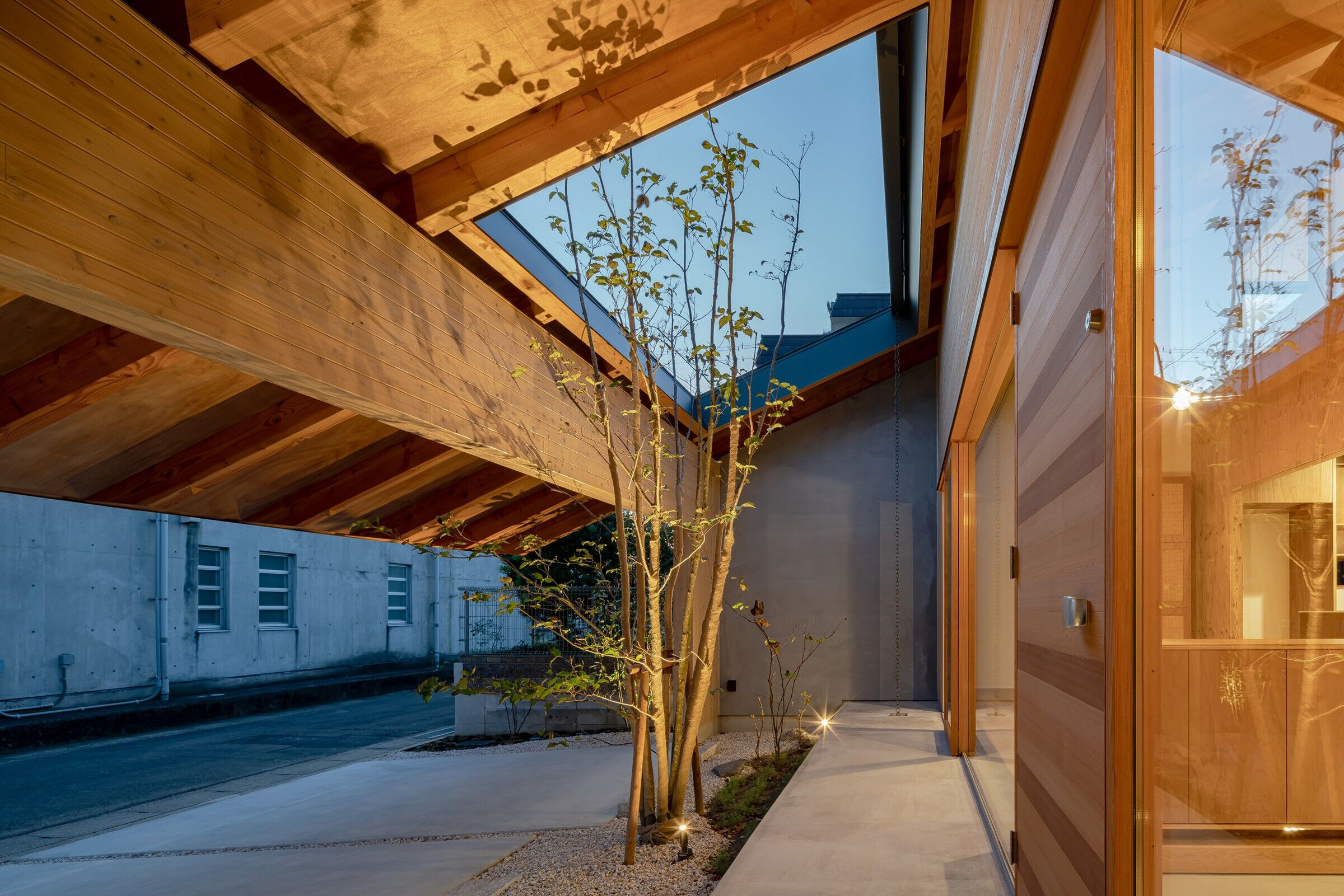 https://archello.com/story/92035/attachments/photos-videos/7 photo_credit Takashi Uemura