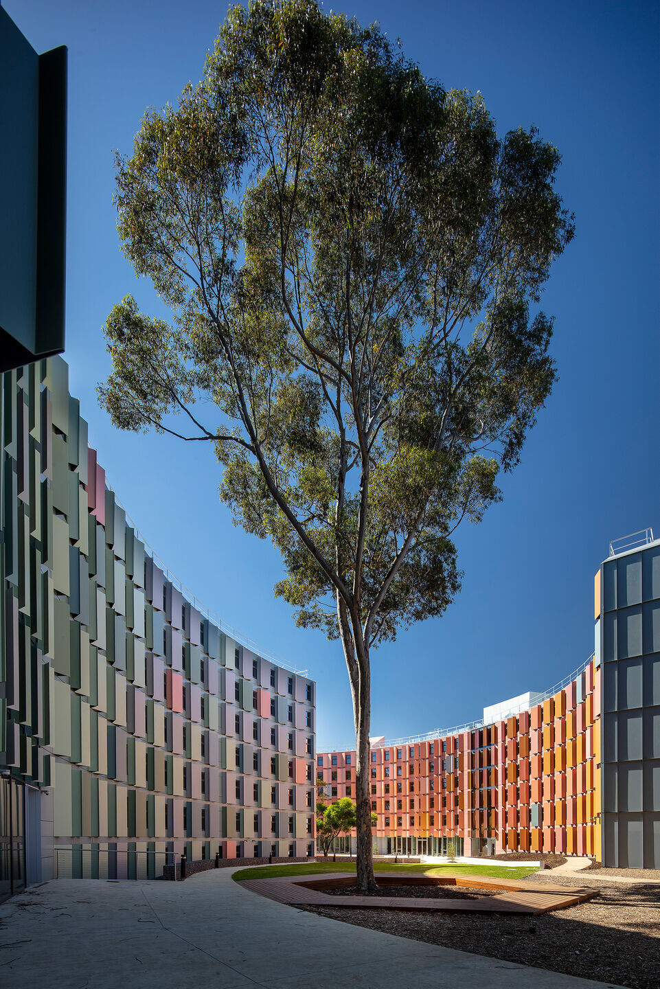 https://archello.com/story/92179/attachments/photos-videos/2 photo_credit John Gollings