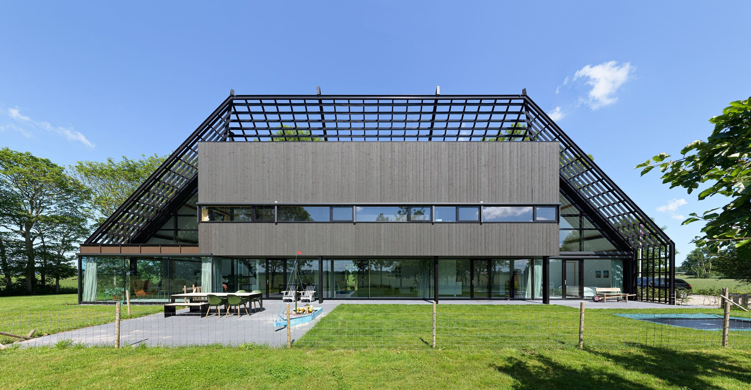 https://archello.com/story/95029/attachments/photos-videos/3 photo_credit Pieter Kers, Amsterdam