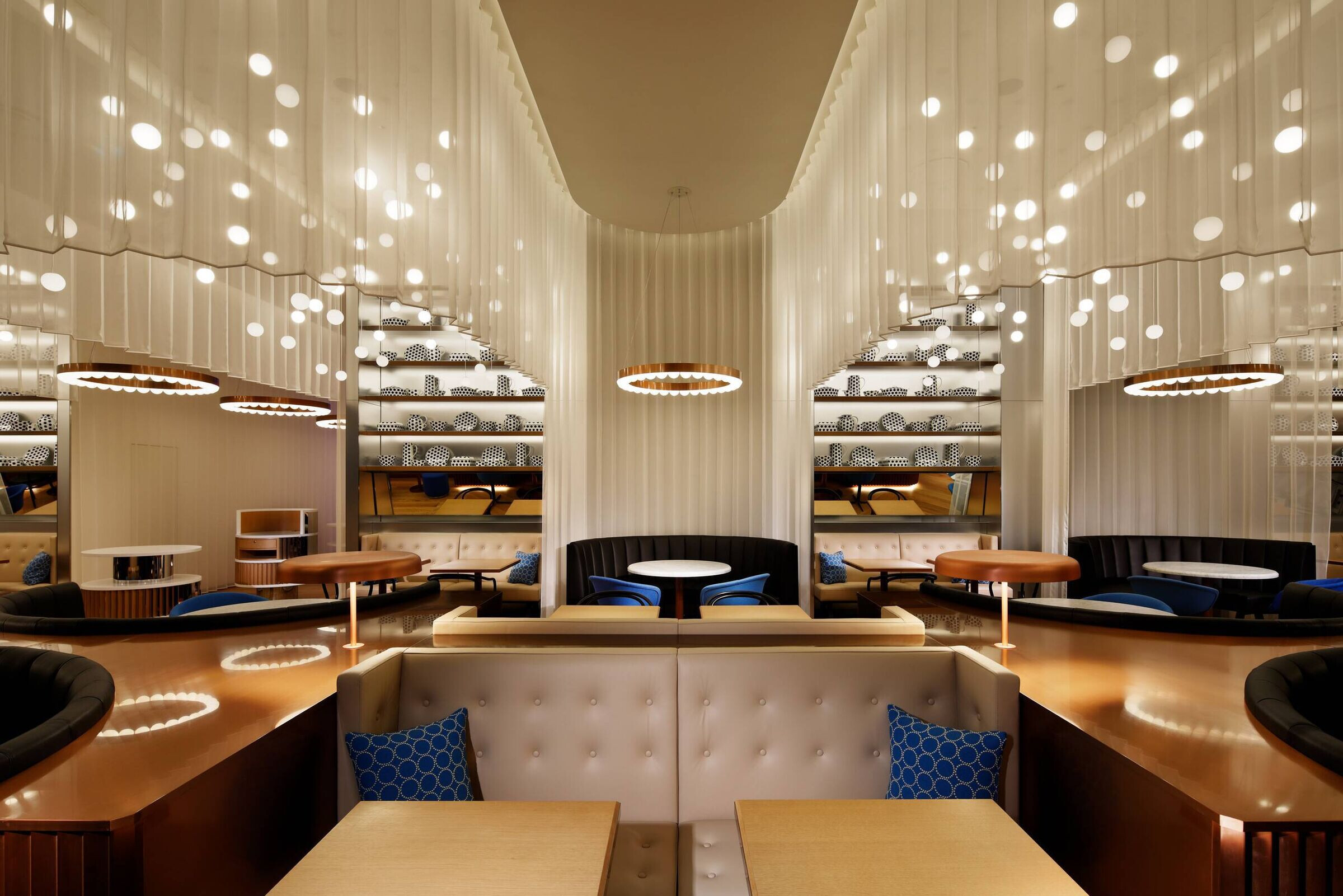 https://archello.com/story/95177/attachments/photos-videos/5 photo_credit W Osaka